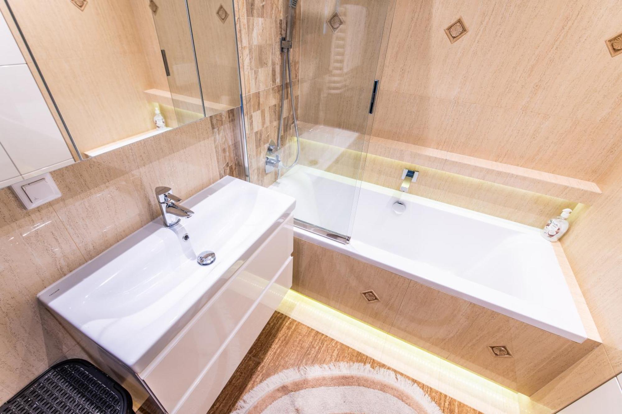 Large Luxury Apartment Wieliczka Eksteriør billede